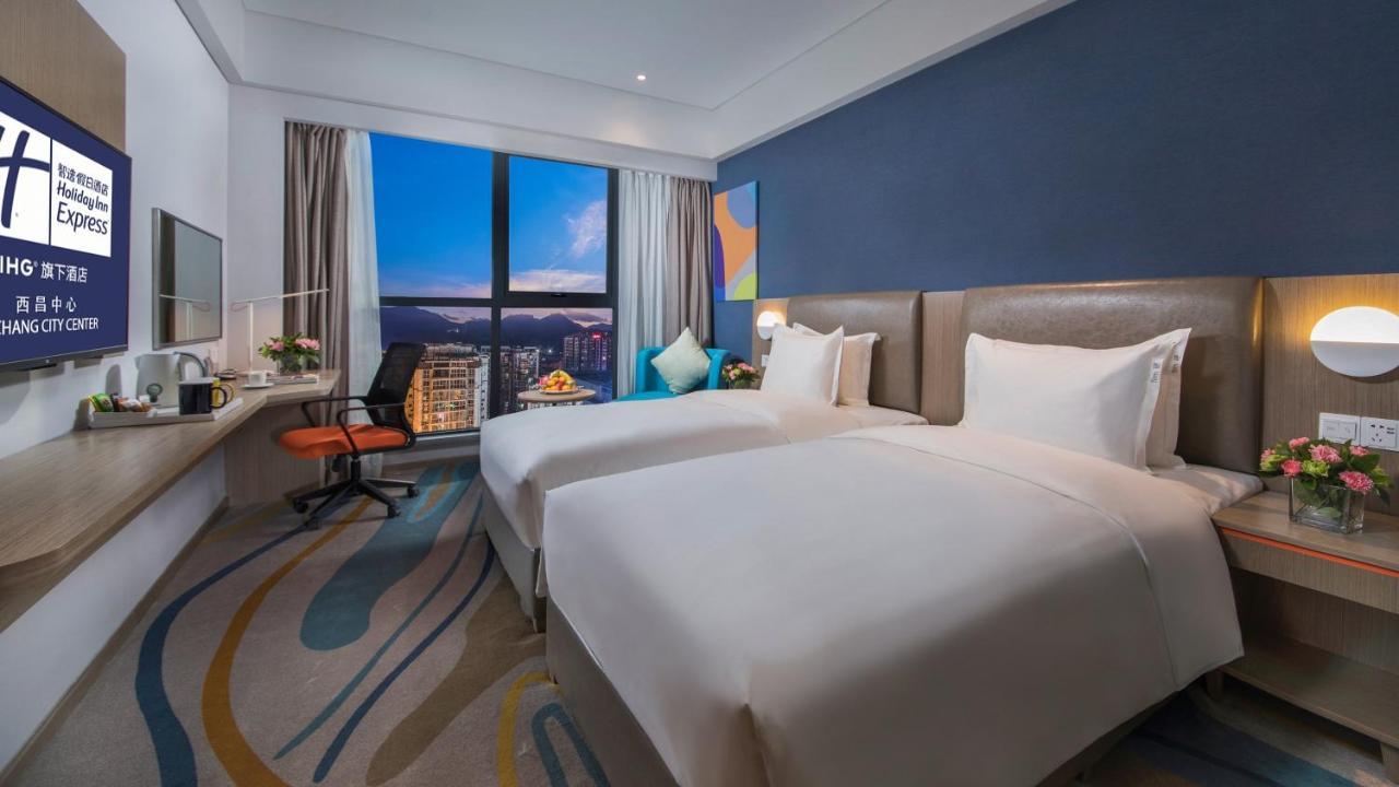 Holiday Inn Express - Xichang City Center By Ihg Kamer foto