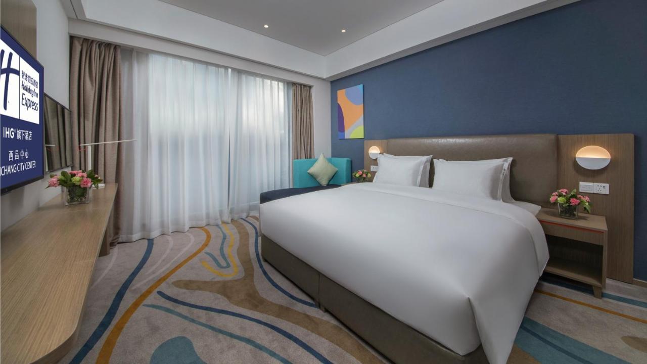 Holiday Inn Express - Xichang City Center By Ihg Buitenkant foto