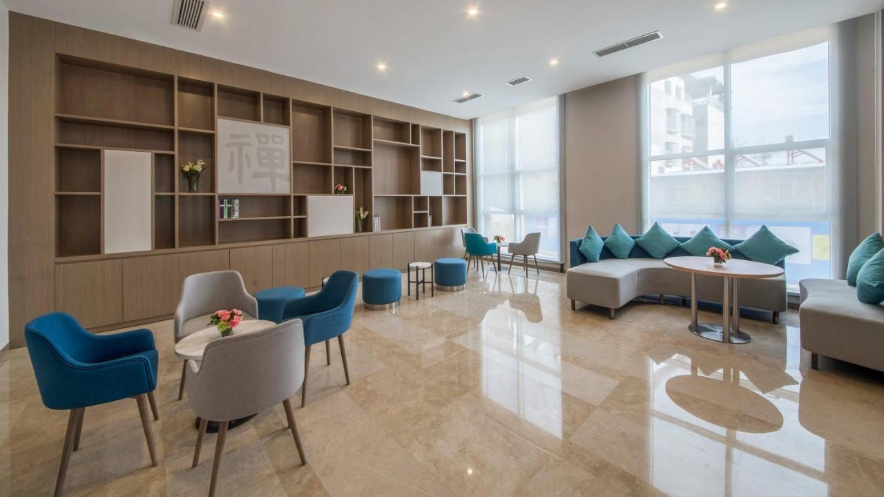 Holiday Inn Express - Xichang City Center By Ihg Buitenkant foto