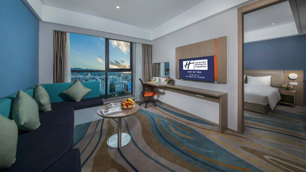Holiday Inn Express - Xichang City Center By Ihg Buitenkant foto