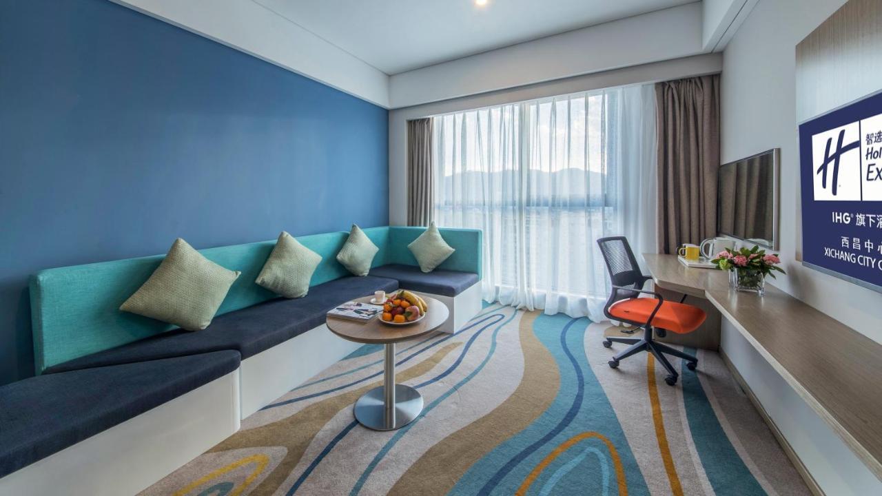 Holiday Inn Express - Xichang City Center By Ihg Buitenkant foto